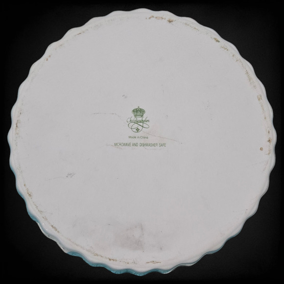 1950s Vintage White Pink Floral Beveled Porcelain 9.5 Inch Quiche Tart Pie Pan - Picture 5 of 9